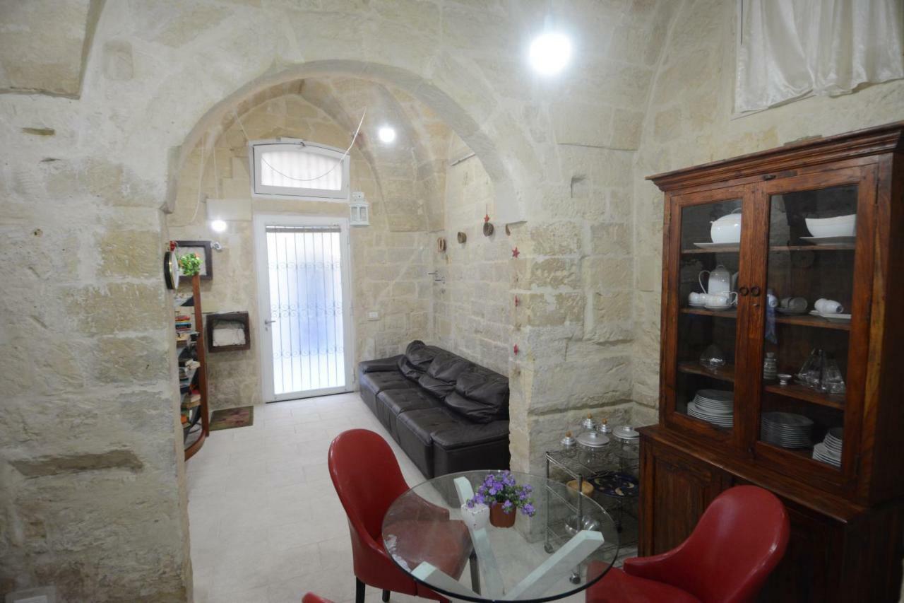 B&B Domus Gaia Lecce Buitenkant foto