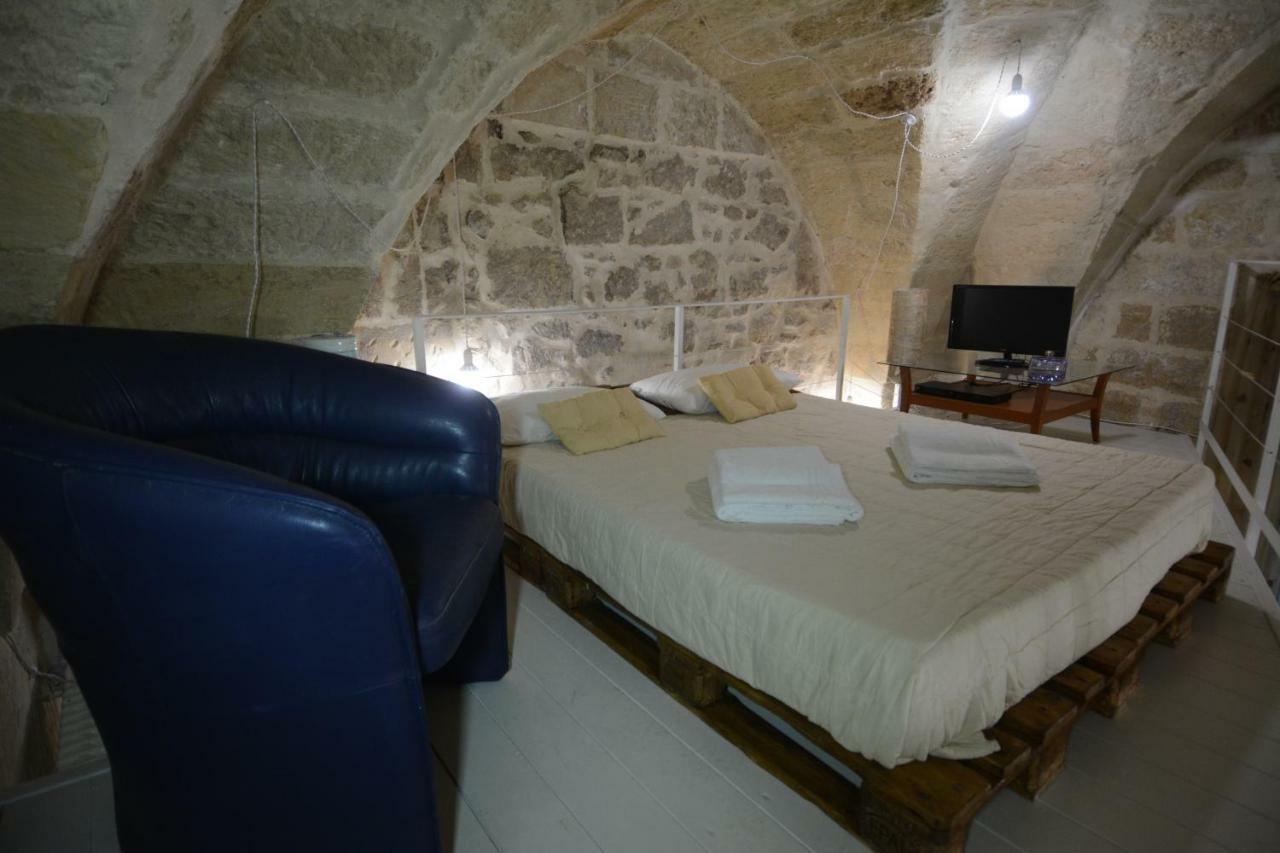 B&B Domus Gaia Lecce Buitenkant foto