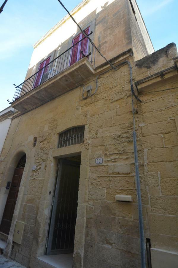 B&B Domus Gaia Lecce Buitenkant foto